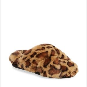 Nordstrom BP Sophie Criss Cross Faux Fur Slipper Size 7-8 NWT